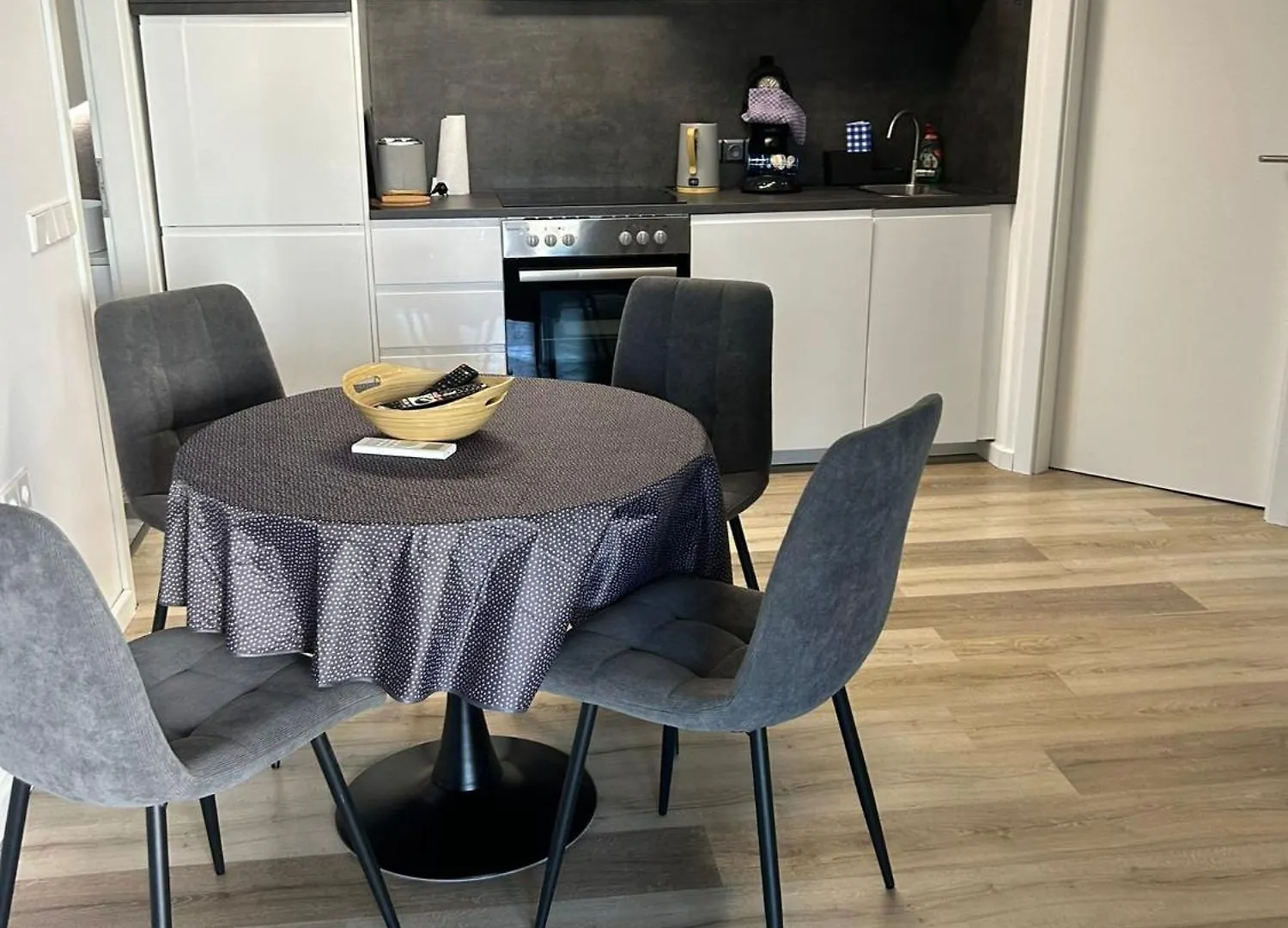 House 82 Villa Vrsi 0*,